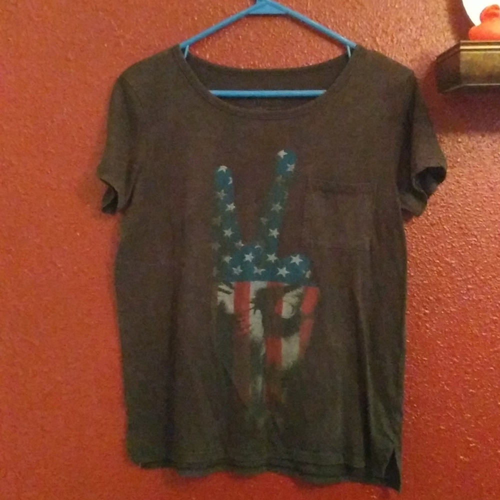 Peace sign t shirt